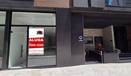 Ponto Comercial para Locação em Balneário Camboriú, Centro, 2 banheiros, 2 vagas