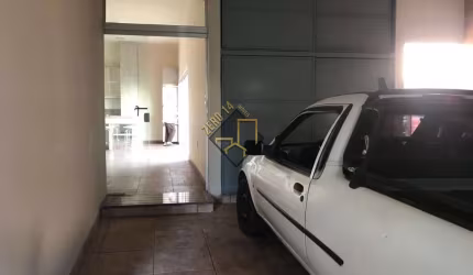EXCELENTE CASA PARA VENDA EM OTIMA LOCALIZAÇÃO