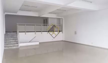 EXCELENTE SALA COMERCIAL PARA LOCAÇÃO