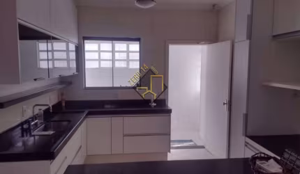 Casa para venda na rua Rio Branco - Vila América - Bauru / SP