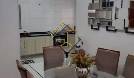 Linda casa á venda. Ótima oportunidade.