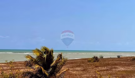 Terrenos  com 2.700 m² na Praia de Monte Alegre