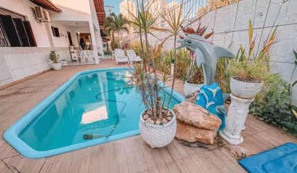 Linda casa de Esquina em Capim Macio com 4 suítes - De frente ao Parque Ecológico