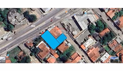 Oportunidade Única: Terreno Comercial no Coração da João Medeiros Filho