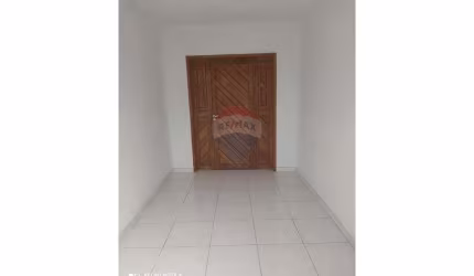 Excelente Oportunidade: Duplex Versátil no Bairro Comercial Privilegiado - Alecrim