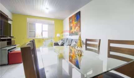 Casa de esquina no coração de Nova Parnamirim