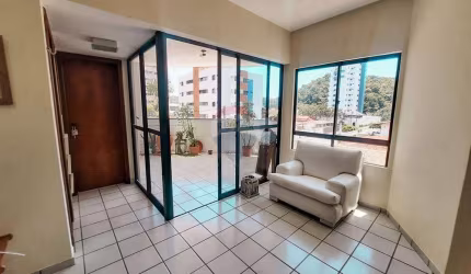 Apartamento com 3 suítes  para alugar em Tirol