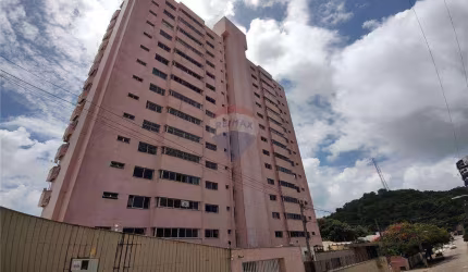 Apartamento 3/4 no Tirol – Espaço, Conforto e 2 Vagas no Cond. Maria Clara!