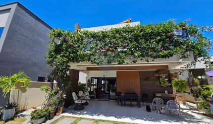 Casa de Alto Padrão na Praia de Pirangi – Condomínio Vila Maria