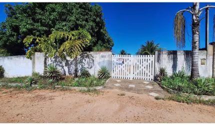 terreno  com escritura publica e  2000m² com casa em pium,  em uma área que está em pleno desenvolvimento.
