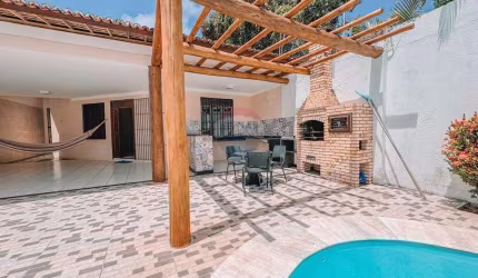 CASA MOBILIADA COM PISCINA EM CAPIM MACIO