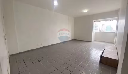 Oportunidade! Compre um apartamento de 95m2, em Petrópolis, com Vista Mar e Rio Potengi,  por apenas R$ 270 mil!