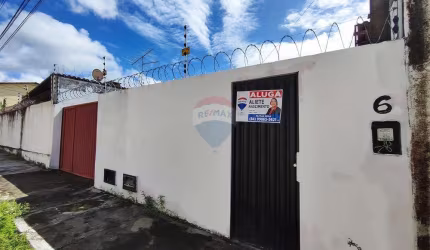 KitNet em Nova Parnamim próximo ao colégio Salesiano