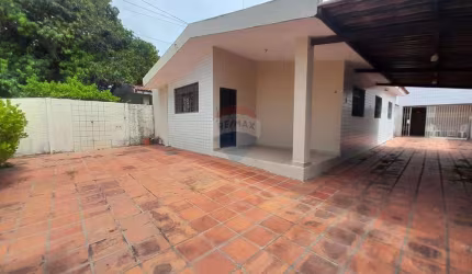 Alugo Casa Com 5/4  em Ponta Negra -Natal/RN