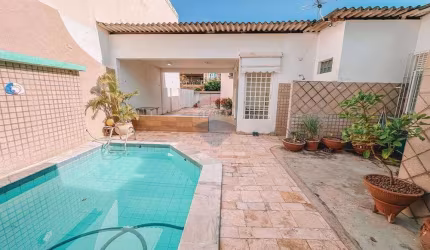 Casa térrea à venda no Barro Vermelho – Natal/RN