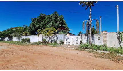 terreno  com escritura publica e  2000m² com casa em pium,  em uma área que está em pleno desenvolvimento.