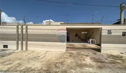 vendo Casa 2 quartos, sendo 1 suíte, bairro Nova Esperança - Parnamirim/RN