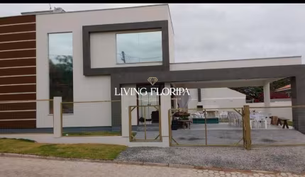 Casa em condomínio fechado com 3 quartos à venda na Rodovia Açoriana, 2390, Tapera, Florianópolis por R$ 960.000