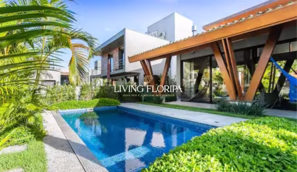 Casa em condomínio fechado com 4 quartos à venda na Rua Manoel Pedro Vieira, 960, Morro das Pedras, Florianópolis por R$ 5.855.000