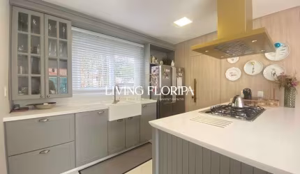 Casa com 3 quartos à venda na Nilton Porfirio de Jesus, 99, Morro das Pedras, Florianópolis por R$ 2.190.000