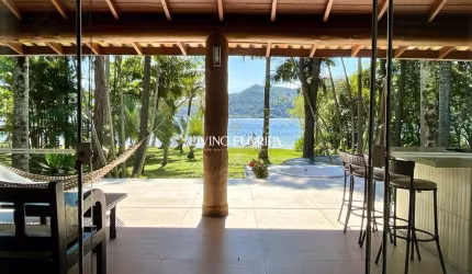 Casa em condomínio fechado com 4 quartos à venda na Rodovia Jornalista Manoel de Menezes, 1750, Barra da Lagoa, Florianópolis por R$ 9.010.000