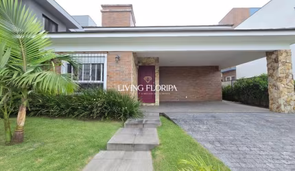 Casa em condomínio fechado com 3 quartos à venda na Rua Manoel Pedro Vieira, 960, Morro das Pedras, Florianópolis por R$ 4.595.000