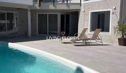 Casa em condomínio fechado com 4 quartos à venda na Travessa da Liberdade, 211, Campeche, Florianópolis por R$ 4.990.000
