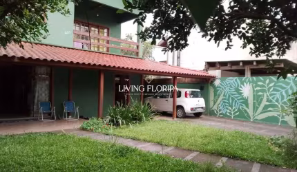 Casa com 6 quartos à venda na Servidão Elpídio da Rocha, 405, Rio Tavares, Florianópolis por R$ 1.775.000