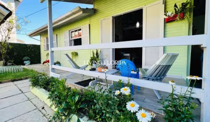 Casa com 3 quartos à venda na Rua Huberto Rohden, 294, Campeche, Florianópolis por R$ 1.380.000