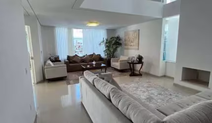 Sobrado com 3 dormitórios à venda, 348 m² por R$ 1.850.000,00 - Vila Nova Socorro - Mogi das Cruzes/SP