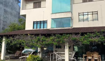 Sobrado com 3 dormitórios à venda, 360 m² por R$ 2.500.000,00 - Vila Oliveira - Mogi das Cruzes/SP