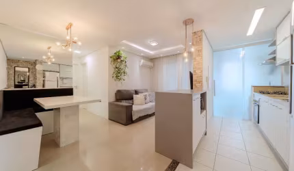 Apartamento em Home Club no Floresta