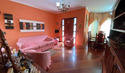 Casa com 3 dormitórios à venda, 200 m² por R$ 750.000,00 - São João - Jacareí/SP