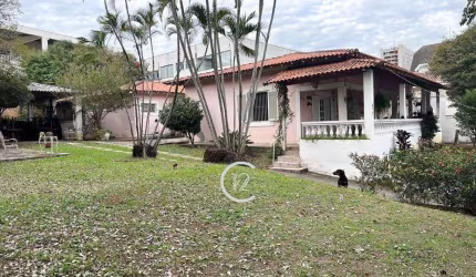 Casa térrea com 3 dormitórios e edícula à venda, 350 m² por R$ 2.300.000 - Jardim Esplanada - São José dos Campos/SP