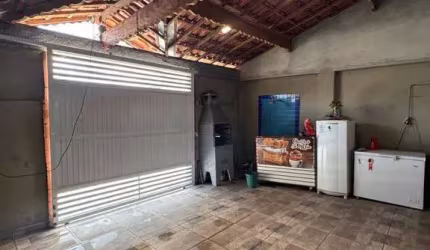 Casa 02 Dormitórios Piscina Financia Samambaia - R$ 355.000