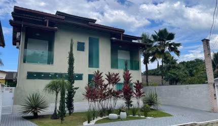 Vendo Casa de Condomínio Toda Mobiliada