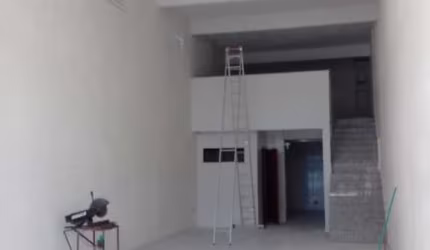 Vende-se Loja com 110 mts Boqueirão / Praia Grande . SP  .
