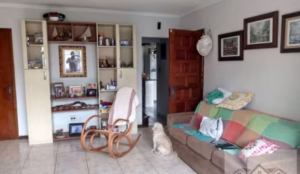 Casa 3 Dormitórios / Próximo Mêtro / Matilde .