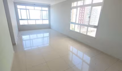 Apartamento no Emissário em Santos, vista mar!