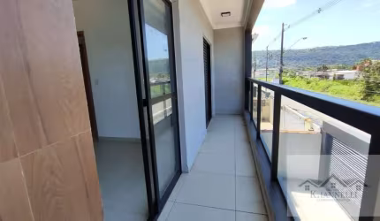 Casa de Condomínio 2 Dormitórios 1 vaga de Garagem. Vila Esmeralda