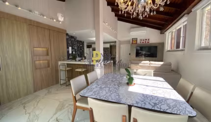 Apartamento Cobertura com piscina privativa, Meia Praia, Itapema!