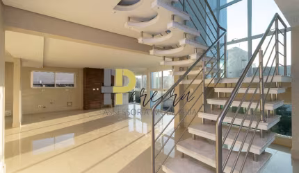 Cobertura Duplex com 200 m² com 4 quartos em Alto da Glória - Curitiba - PR