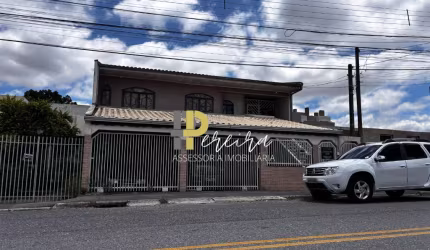 Casa com 3 Quartos e 3 banheiros à Venda, 440 m²