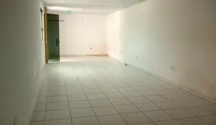 Sala comercial com 1 sala à venda no Pitangueiras, Lauro de Freitas , 90 m2 por R$ 280.000