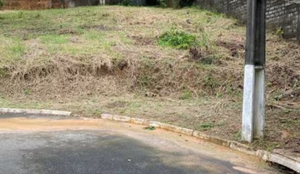 Terreno à venda no Portão, Lauro de Freitas  por R$ 377.433