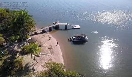Barracão / Galpão / Depósito com 1 sala à venda na Barra, Salvador  por R$ 15.000.000