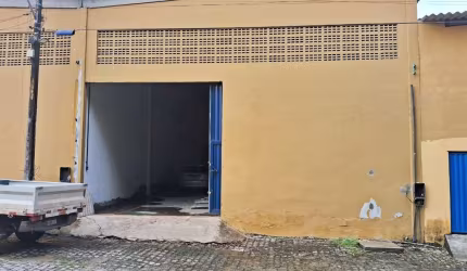 Barracão / Galpão / Depósito para alugar no Cascalheira, Camaçari  por R$ 4.500