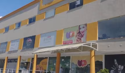 Ponto comercial com 1 sala à venda no Pitangueiras, Lauro de Freitas , 97 m2 por R$ 630.000