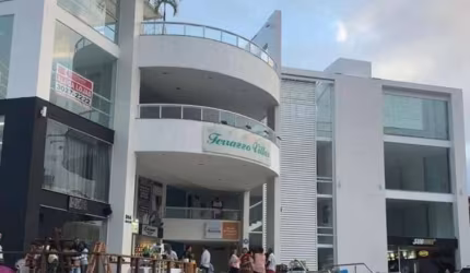 Ponto comercial para alugar no Vilas do Atlantico, Lauro de Freitas  por R$ 3.750