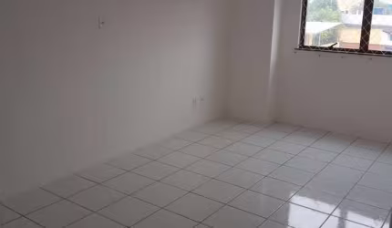 Sala comercial com 1 sala para alugar no Centro, Lauro de Freitas  por R$ 2.250